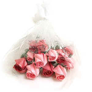 origami Valentines rose bouquet