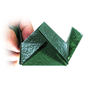 33th picture of closed square origami paper box III