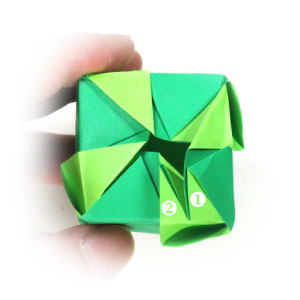37th picture of origami cube with four kites