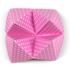 21th picture of traditional origami fortune teller