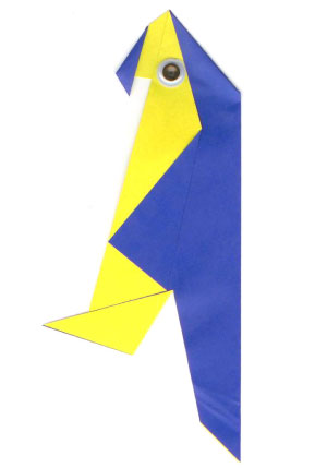 13th picture of traditional origami parrot