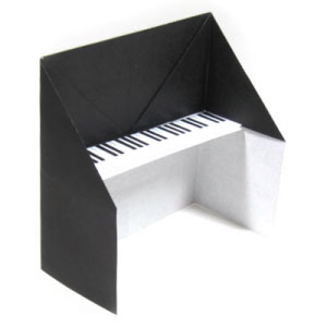 15th picture of traditional origami piano