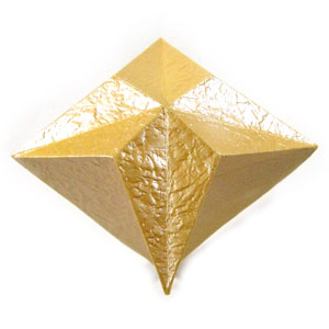 37th picture of 3D four-pointed origami paper star