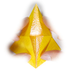 11th picture of Embossed five-pointed origami star