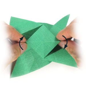 12th picture of clockwisely rotating origami paper star