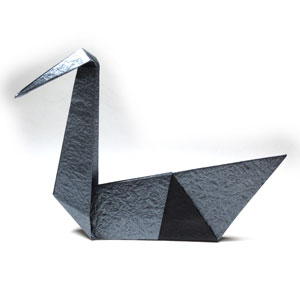 13th picture of traditional origami swan